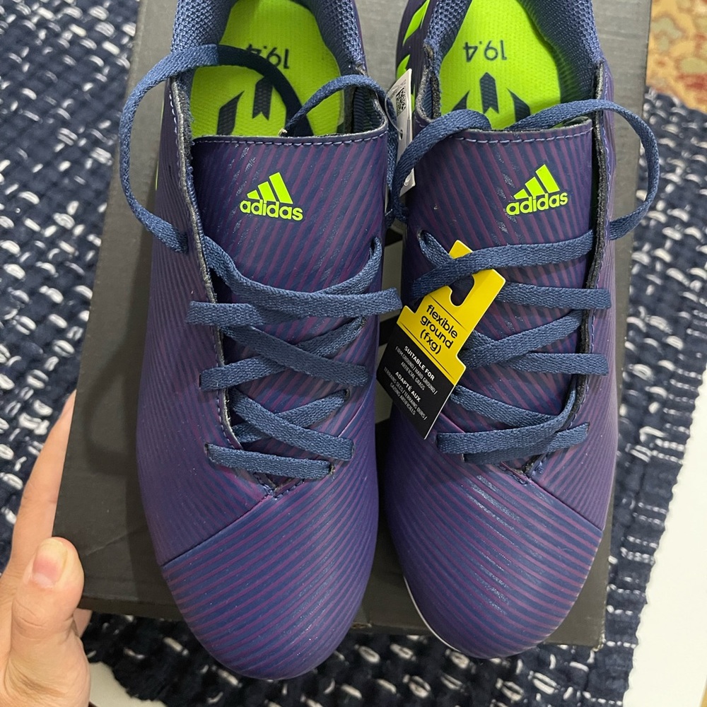 Men’s Football/Soccer Sneakers